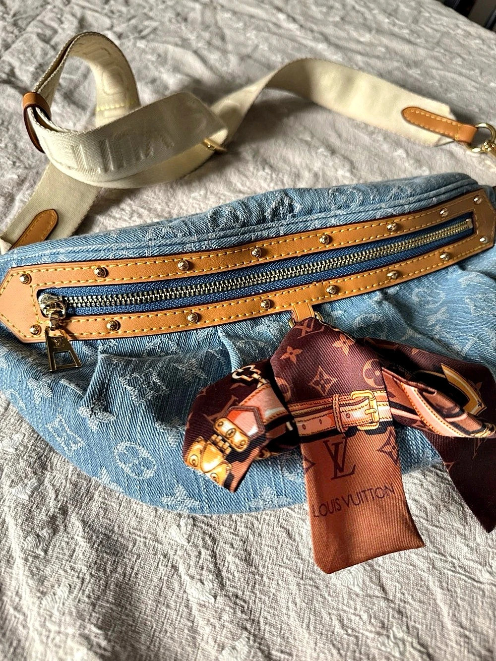 Louis Vuitton Monogram Denim Baggy GM Blue & Brown Bum Bag Fanny pack